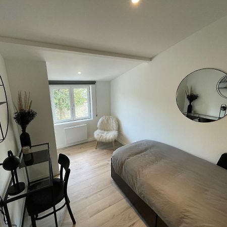 Maison Familiale Avec Jardin เวอร์นอน ภายนอก รูปภาพ