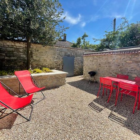 Maison Familiale Avec Jardin เวอร์นอน ภายนอก รูปภาพ
