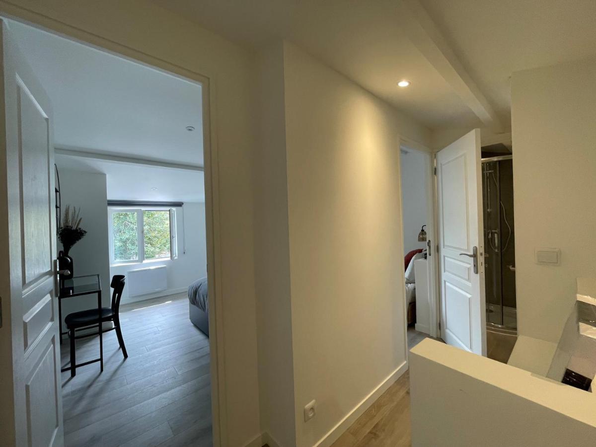 Maison Familiale Avec Jardin เวอร์นอน ภายนอก รูปภาพ